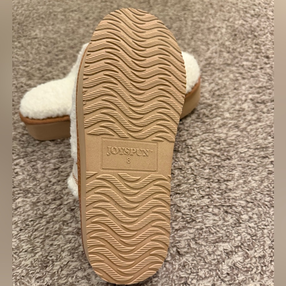 Slippers - Picture 3 of 3